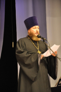 Выступление священника Евгения Яганова на вечере духовной музыки и поэзии,  посвященном Дню духовного согласия